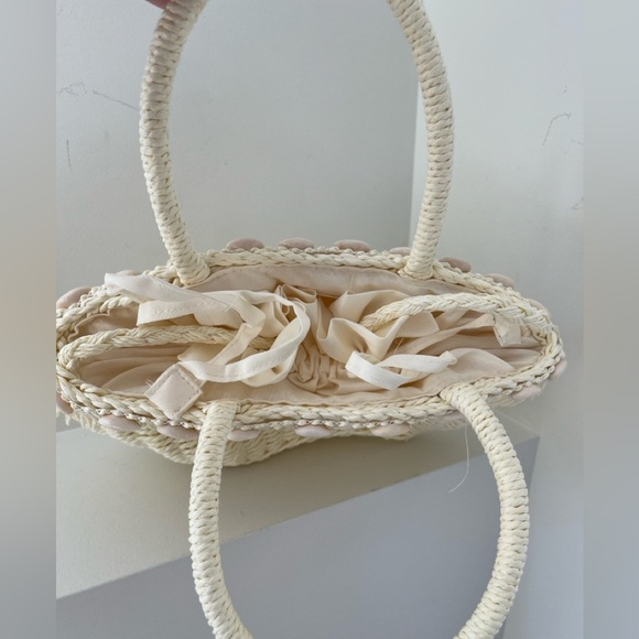 WOVEN Shell Fringe Detail Cross Body Bag Drawstring Closure Boho Vacation Chic - Picture 11 of 16